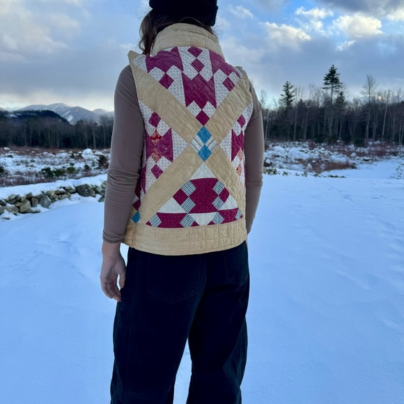 Vintage Quilted Vest - Picture 3 of 3